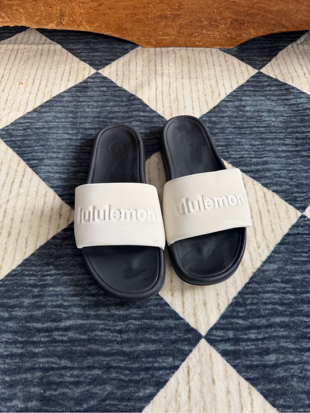 Lululemon athletica Black & White Restfeel Slides